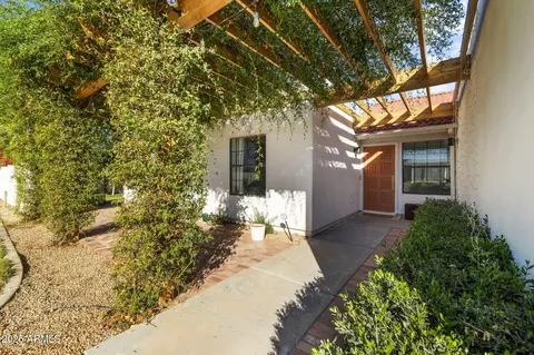 2604 E Downing Cir, Mesa, AZ 85213 photo 3