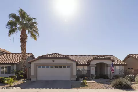 831 E Spanish Moss Ln, Phoenix, AZ 85022