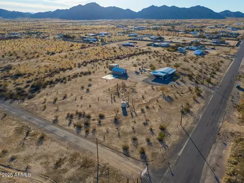 55215 W La Barranca Dr, Maricopa, AZ 85139