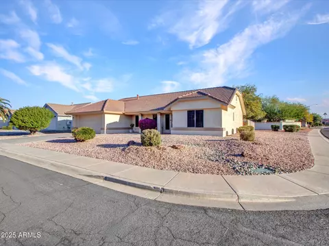 21603 N Yellowstone Ct, Sun City West, AZ 85375