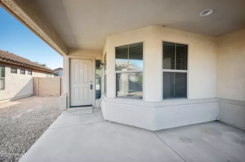 1125 W Fruit Tree Ln, San Tan Valley, AZ 85143
