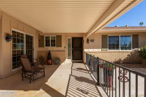 13635 N Emberwood Dr, Sun City, AZ 85351