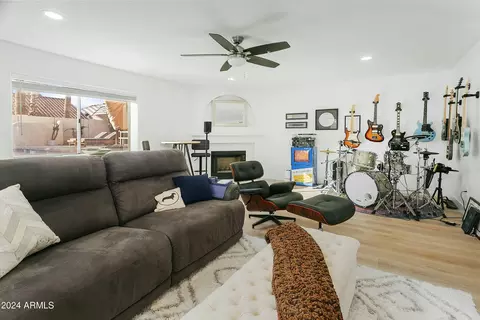 4601 E Desert Cactus St, Phoenix, AZ 85032 photo 15