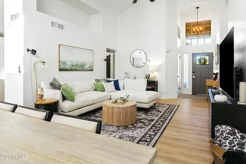 4601 E Desert Cactus St, Phoenix, AZ 85032 photo 5