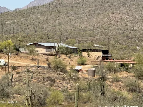 42213 N 3rd St, Phoenix, AZ 85086