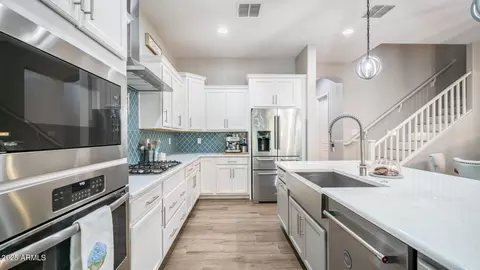 4377 E Leroy St, Gilbert, AZ 85295 photo 8