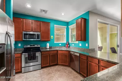 875 S Brewer Dr, Gilbert, AZ 85296 photo 12