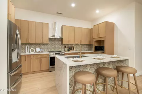 6137 E Roland St, Mesa, AZ 85215 photo 4