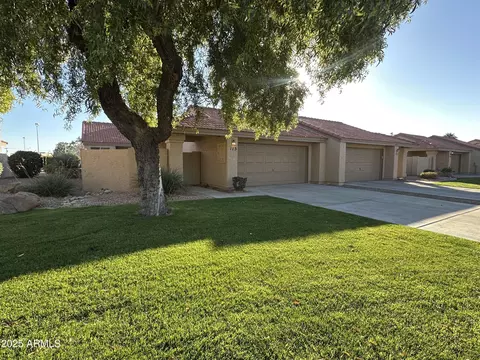 945 N Pasadena St #113, Mesa, AZ 85201