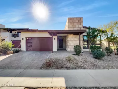 925 E Piedmont Rd, Phoenix, AZ 85042