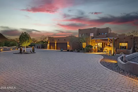 12875 E Cochise Rd, Scottsdale, AZ 85259