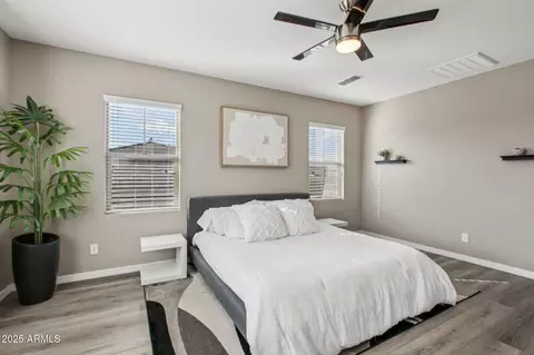 Bedroom - 3045 E Bloomfield Pkwy, Gilbert, AZ 85296 photo 4 of 7