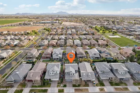 View/Area - 3045 E Bloomfield Pkwy, Gilbert, AZ 85296 photo 9 of 18