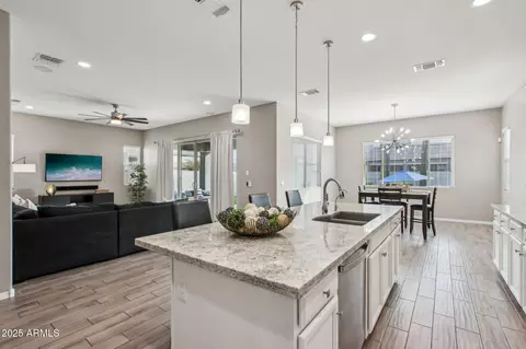 Entry Way - 3045 E Bloomfield Pkwy, Gilbert, AZ 85296 photo 1 of 5