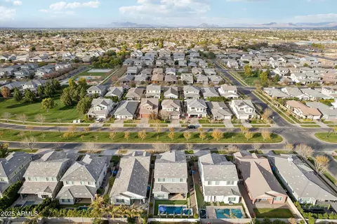 View/Area - 3045 E Bloomfield Pkwy, Gilbert, AZ 85296 photo 12 of 18