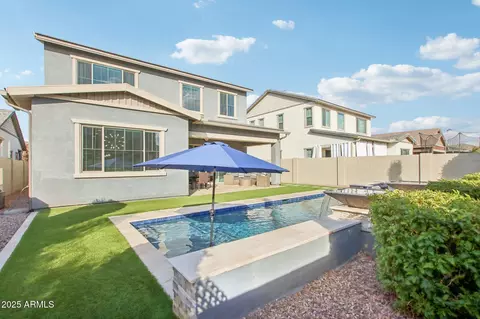 Exterior - 3045 E Bloomfield Pkwy, Gilbert, AZ 85296 photo 5 of 9