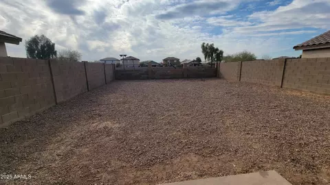 11215 W Heatherbrae Dr, Phoenix, AZ 85037