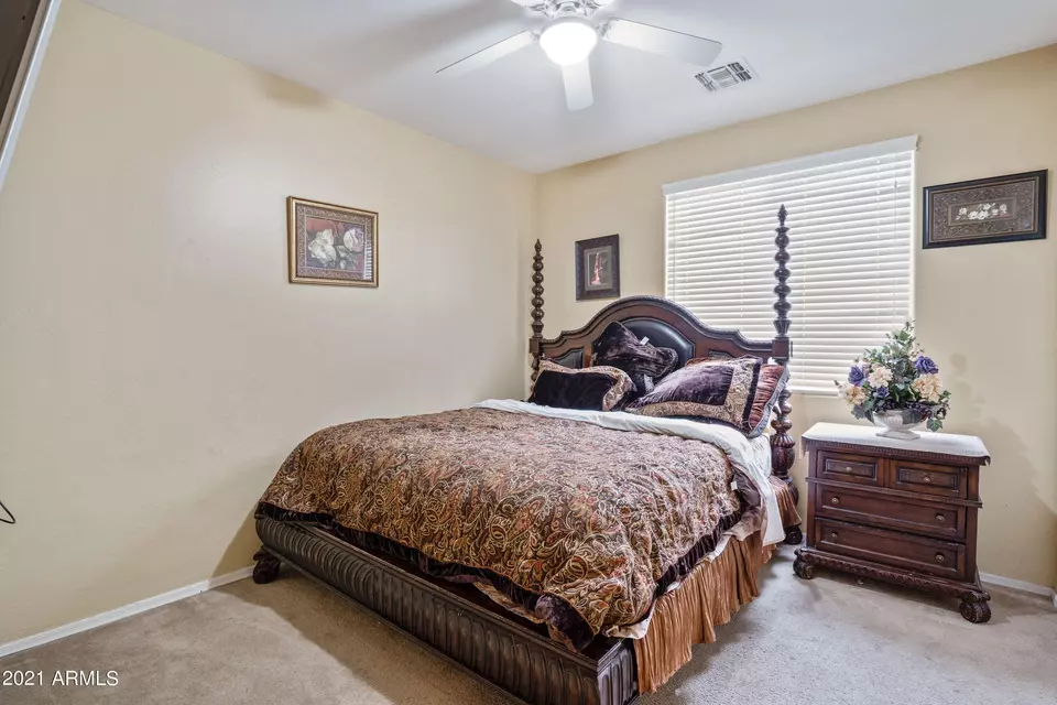 Bedroom - 15296 W Coolidge St, Goodyear, AZ 85395 photo 4 of 6