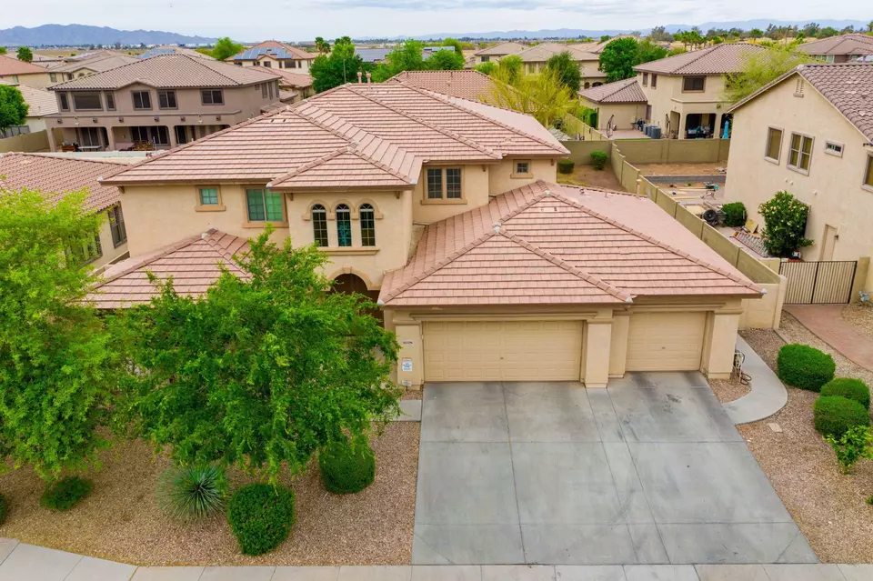 Exterior - 15296 W Coolidge St, Goodyear, AZ 85395 photo 1 of 3
