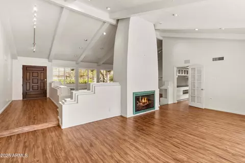 111 E Linger Ln, Phoenix, AZ 85020 photo 12
