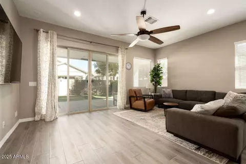 Living - 3146 E Sagebrush St, Gilbert, AZ 85296 photo 2 of 2