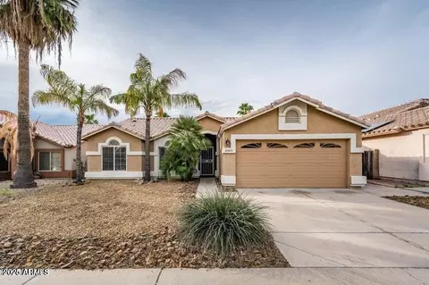 2523 E Taro Ln, Phoenix, AZ 85050 photo 1