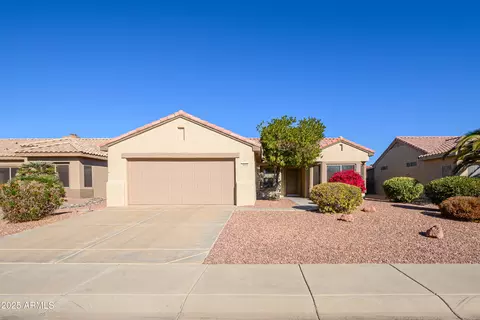 16422 W La Posada Ln, Surprise, AZ 85374