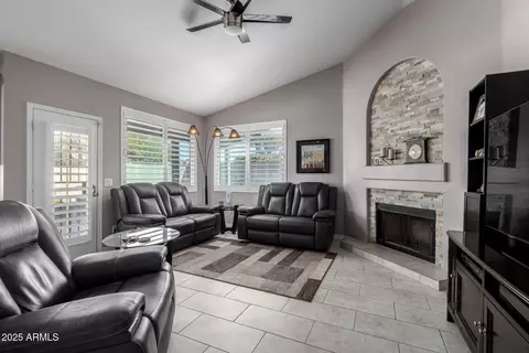 15415 S 37th Pl, Phoenix, AZ 85044 photo 10
