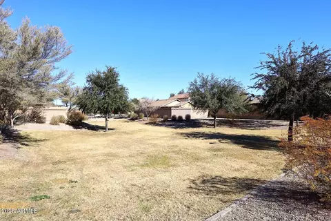 Exterior - 6808 S 36th Dr, Phoenix, AZ 85041 photo 9 of 9