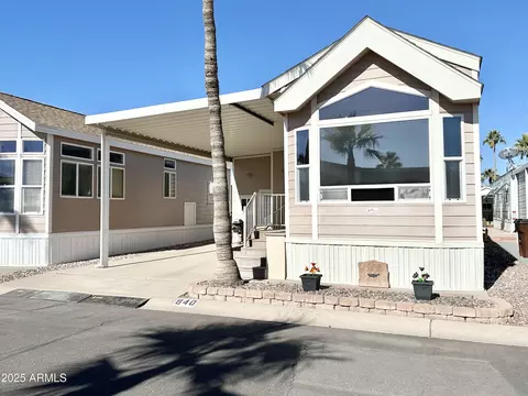 840 S Aquamarine Dr, Apache Junction, AZ 85119 photo 3