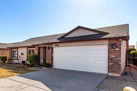2047 E Devon Rd, Gilbert, AZ 85296 photo 2