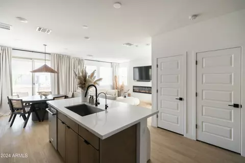 4831 S Molly --, Mesa, AZ 85212 photo 5