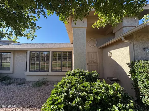 20205 N Broken Arrow Dr, Sun City West, AZ 85375