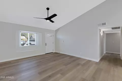 1104 N Oak Ct, Gilbert, AZ 85233 photo 6
