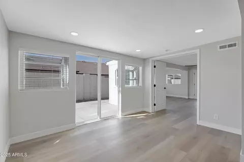 1104 N Oak Ct, Gilbert, AZ 85233 photo 12