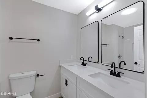 1104 N Oak Ct, Gilbert, AZ 85233 photo 23
