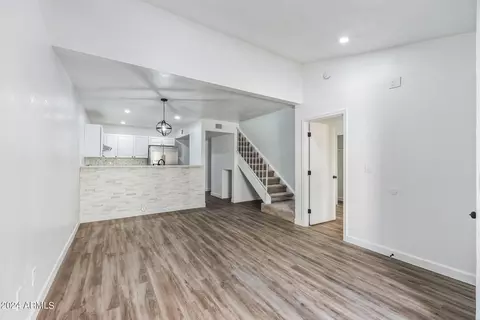 4608 W Maryland Ave #125, Glendale, AZ 85301