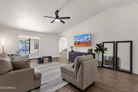 2647 Evergreen St, Mesa, AZ 85213 photo 5