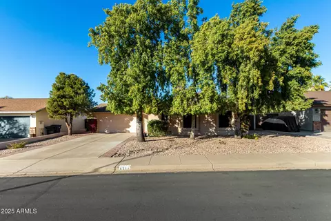 6258 E Ivy St, Mesa, AZ 85205 photo 2