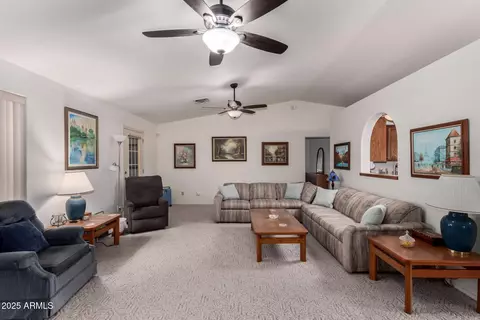 6258 E Ivy St, Mesa, AZ 85205 photo 9