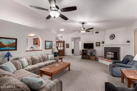 6258 E Ivy St, Mesa, AZ 85205 photo 8