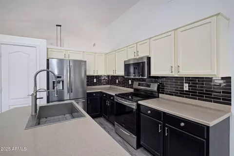 9036 E Halifax Cir, Mesa, AZ 85207 photo 16
