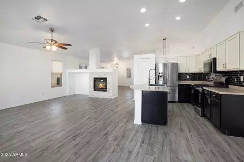 9036 E Halifax Cir, Mesa, AZ 85207 photo 12