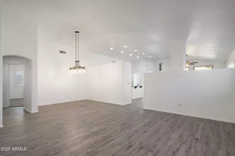 9036 E Halifax Cir, Mesa, AZ 85207 photo 4