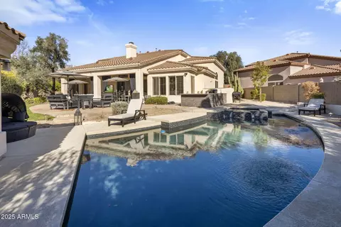 Exterior - 7040 N 1st Ave, Phoenix, AZ 85021 photo 12 of 12