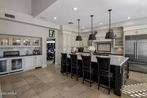 Kitchen - 7040 N 1st Ave, Phoenix, AZ 85021 photo 2 of 3