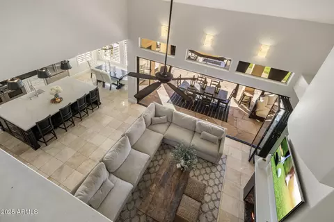 Entry Way - 7040 N 1st Ave, Phoenix, AZ 85021 photo 3 of 3