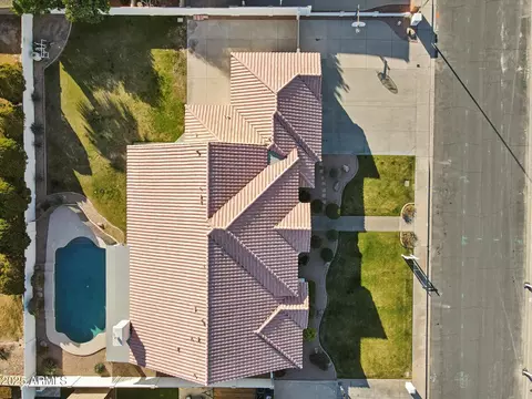 View/Area - 1743 E Menlo St, Mesa, AZ 85203 photo 5 of 7