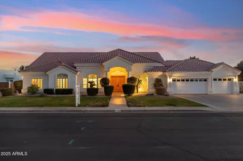 Exterior - 1743 E Menlo St, Mesa, AZ 85203 photo 2 of 9