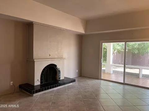 Living - 136 E Boca Raton Rd, Phoenix, AZ 85022 photo 1 of 6